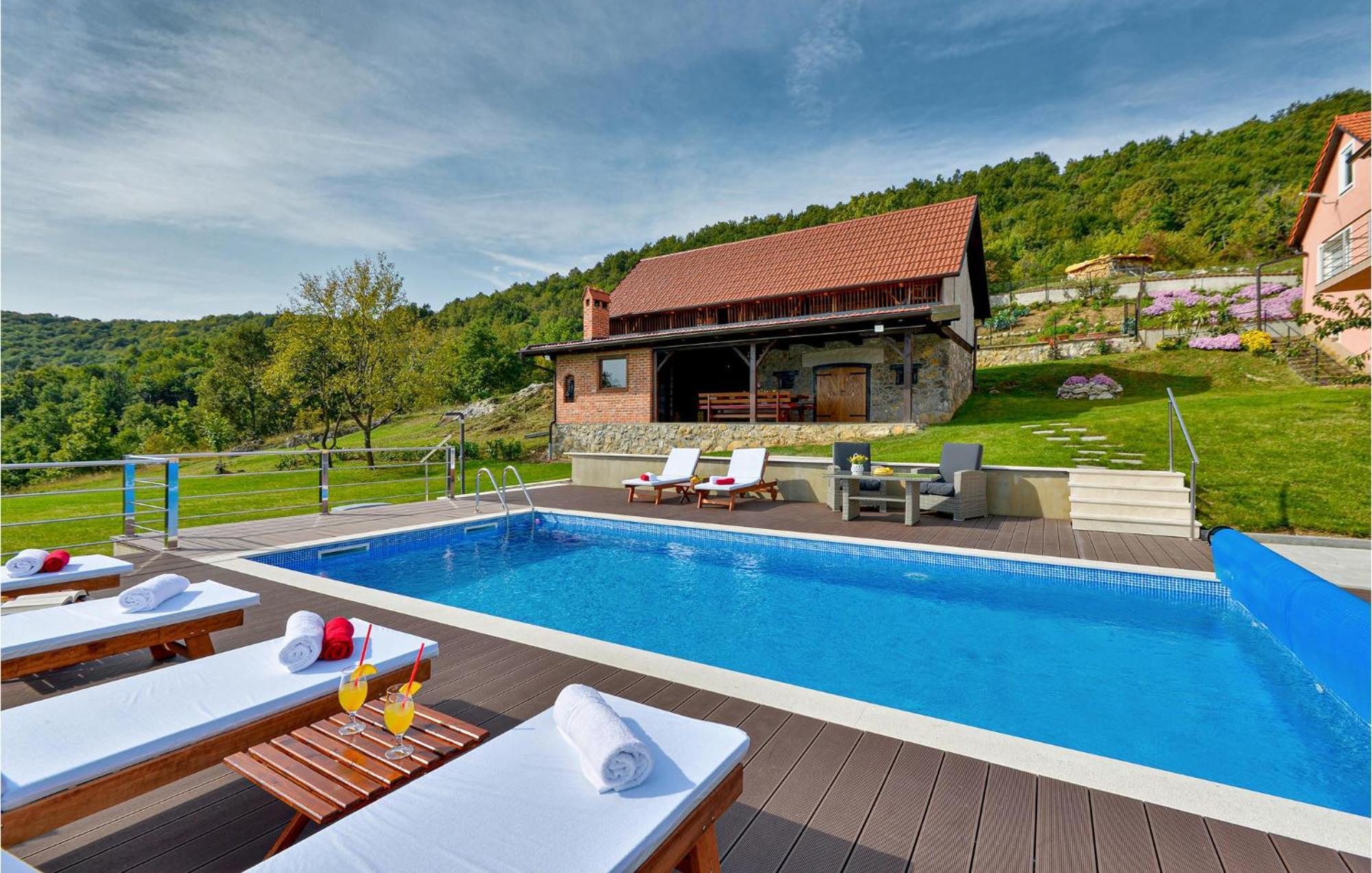 4 Bedroom Pet Friendly Home In Kostanjevac Exteriör bild